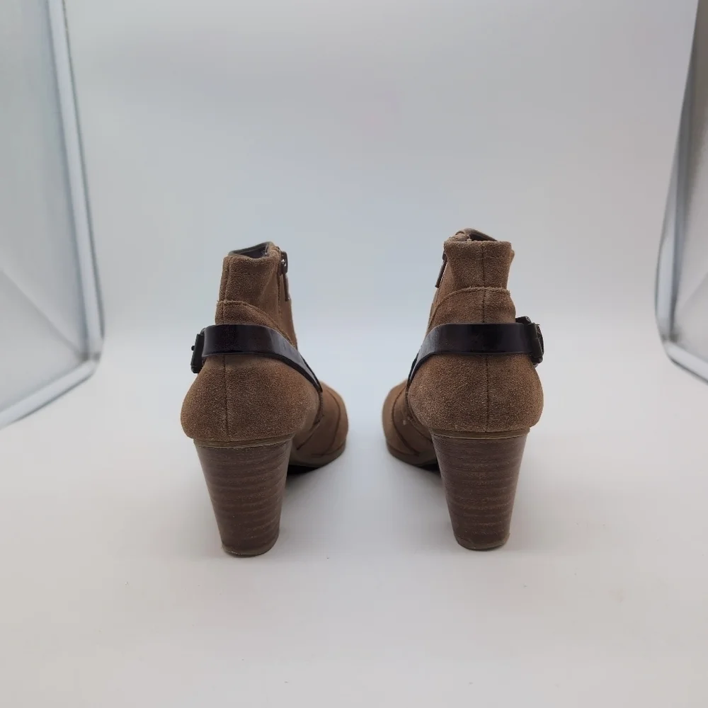 Bass Ayda Brown Suede Ankle Boots Sz 7.5